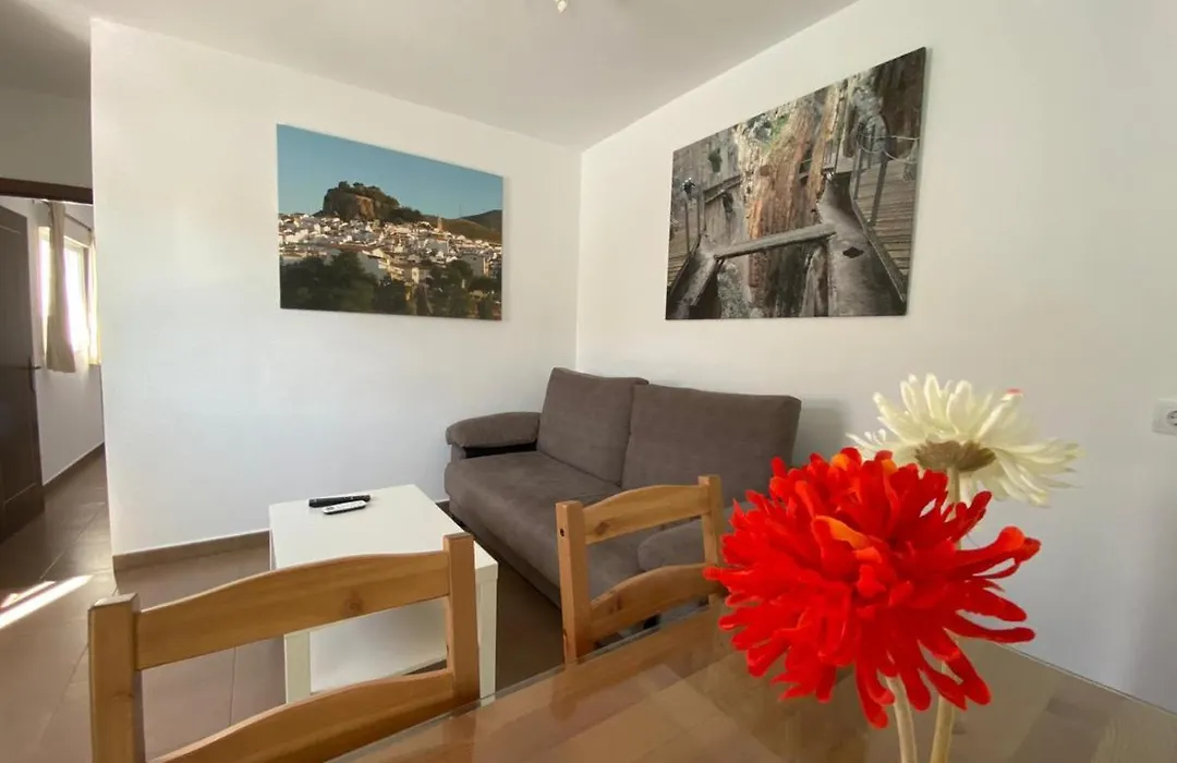 Hostal Restaurante El Cruce-1